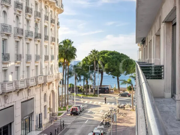 Appartement 3 pièces proche Croisette à vendre - Cannes Banane