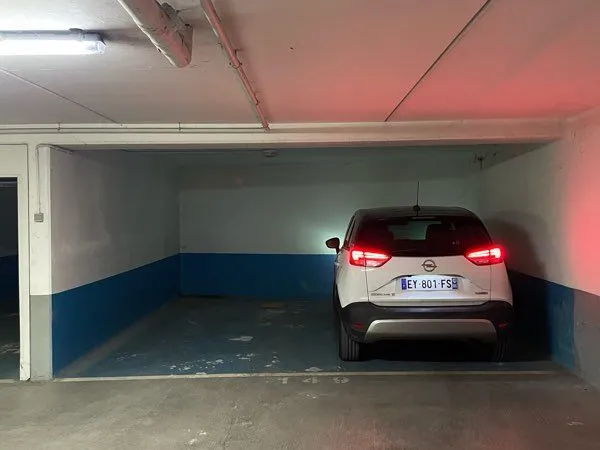 Stationnement Location Paris   170€
