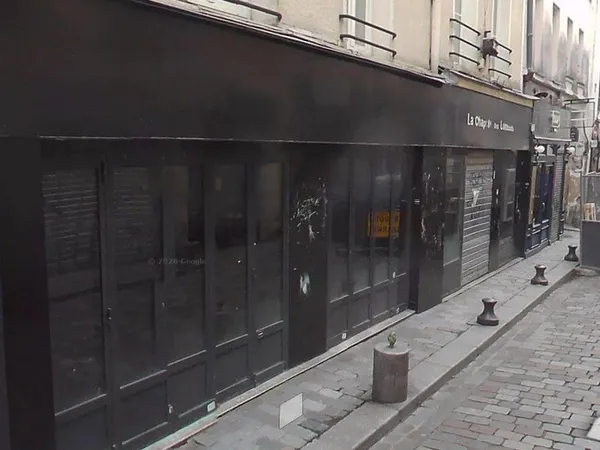 Boutique 2 pièces 327 m²