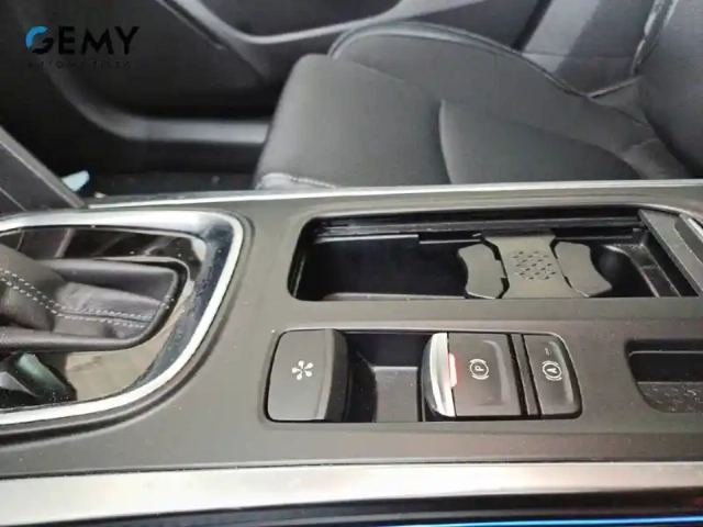 Renault Megane mégane iv berline e-tech plug-in hybride 160 - 21n — photo 22