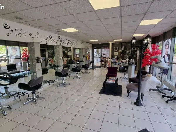 Commerce institut de beauté 70 m²