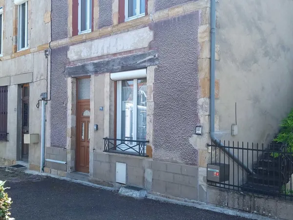 maison à Bézenet