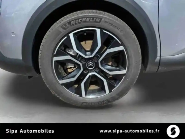 Citroën C4 e- 136 ch automatique — photo 9