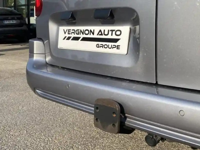 Peugeot Partner iii hdi 130 eat8 s&amp;s 950kg long asphalt — photo 17