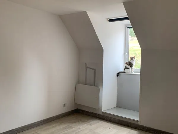 à louer - appartement t3 de 35 m² - condat (15190)