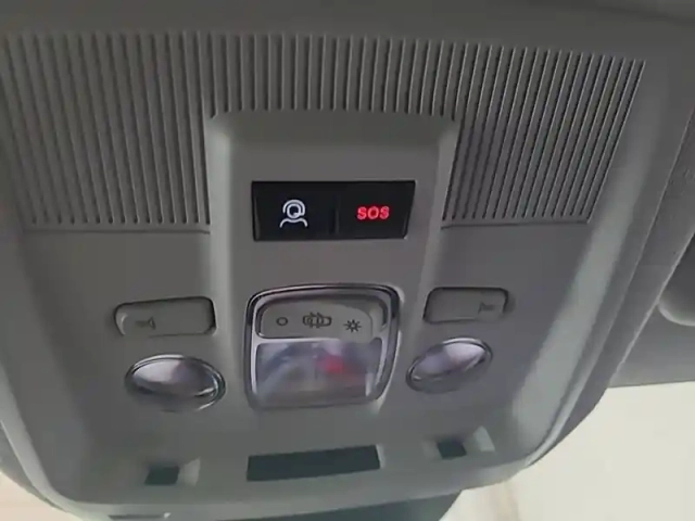 Citroën C5 Aircross hybride 145 ch e-dcs6 — photo 54