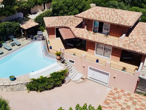 Propriété 15 pièces 420 m²