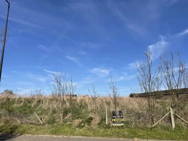 Terrain 500 m²