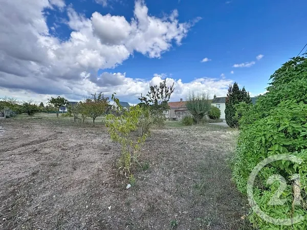 Terrain 719 m²