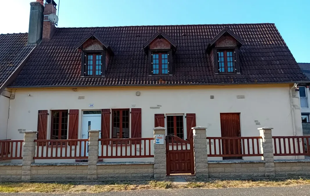 Photo 1