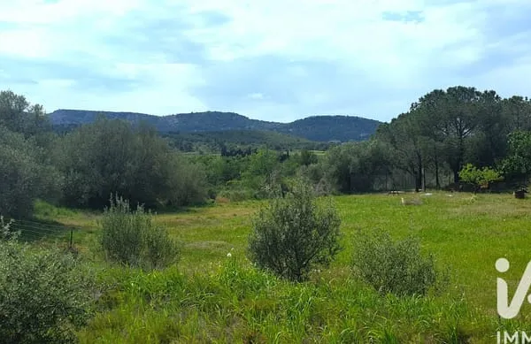 Terrain 1506 m²