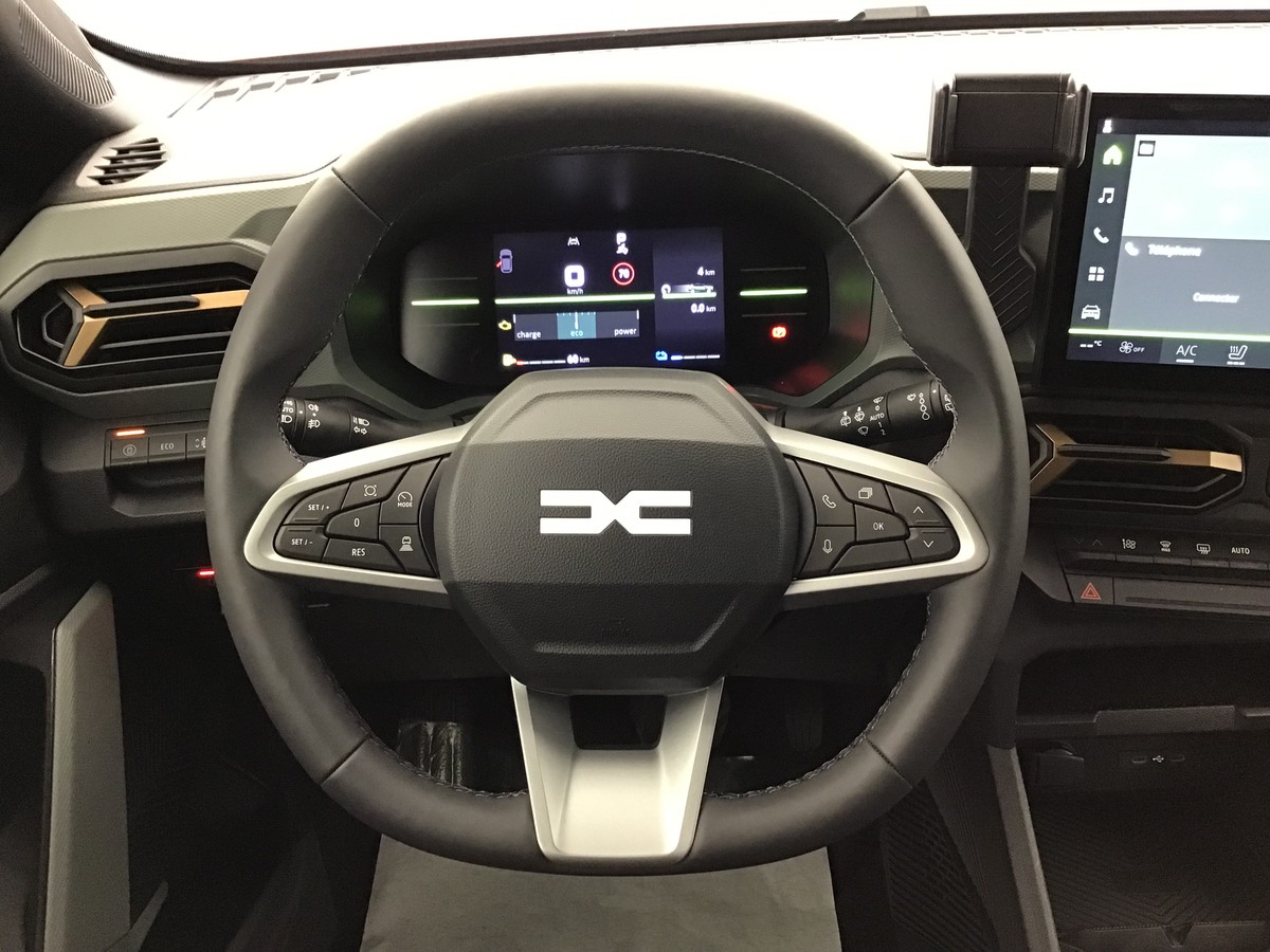 Dacia Duster — photo 12