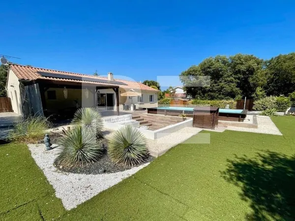 Villa 6 pièces 133 m²