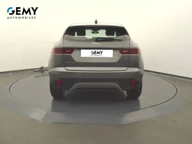 Jaguar E-Pace 2.0 d - 150 ch awd bvm — photo 5