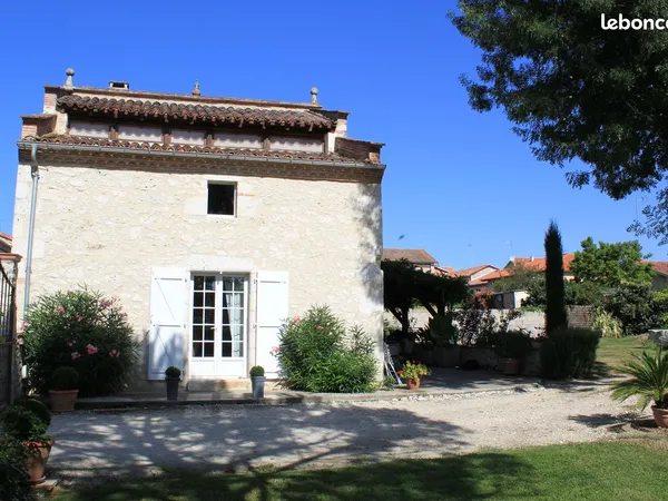 MAISON MEUBLÉE DE CHARME À SOLOMIAC (Gers)