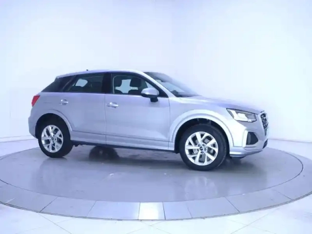 Audi Q2 35 tfsi 150 s tronic 7 — photo 7