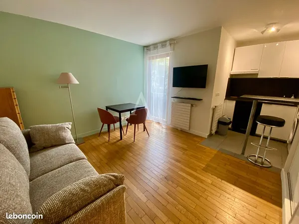 Studio 1 pièce 26 m²
