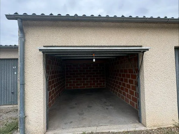 Parking garage box 16m2 Marmande