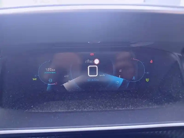 Peugeot 208 puretech 100 s&amp;s bvm6 — photo 10