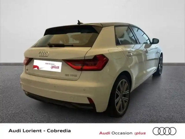 Audi A1 sportback 25 tfsi 95ch advanced — photo 4
