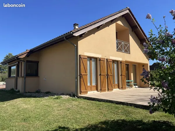 Maison 6 pièces 165 m²