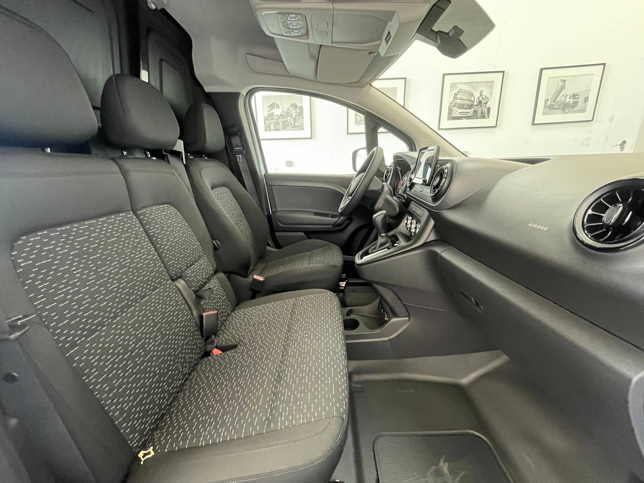 Mercedes eCITAN 90 KWH LONG — photo 12
