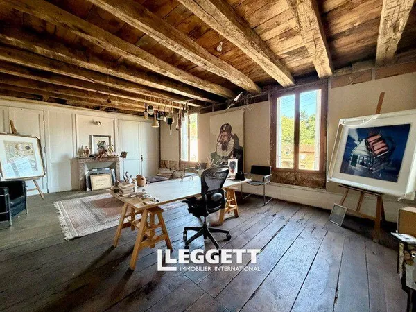 Maison 9 pièces 280 m²