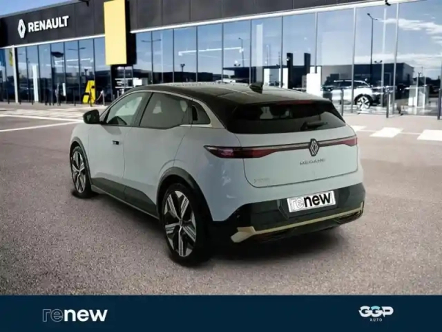 Renault Megane e-tech electric ev60 220ch iconic optimum charge — photo 7