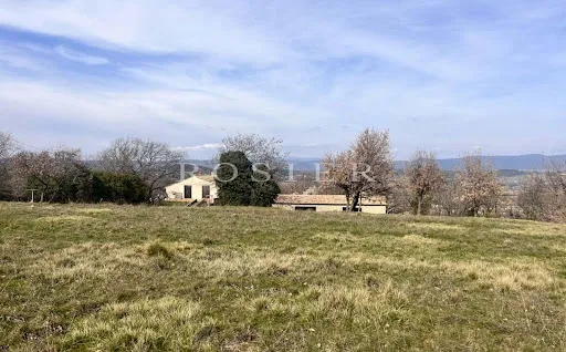 Maison 600 m²
