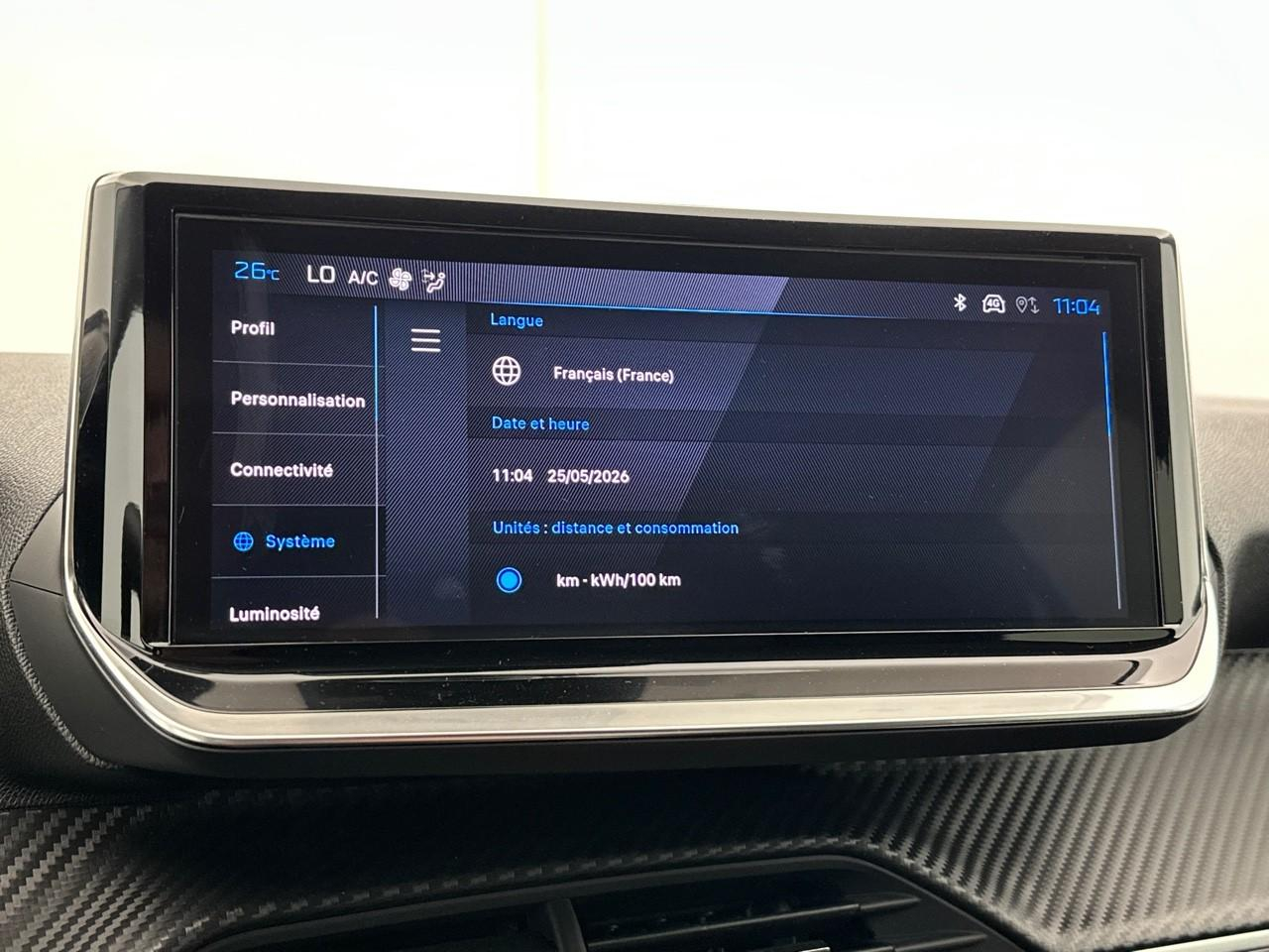 Peugeot 208 electrique 54 kwh 156ch allure — photo 24
