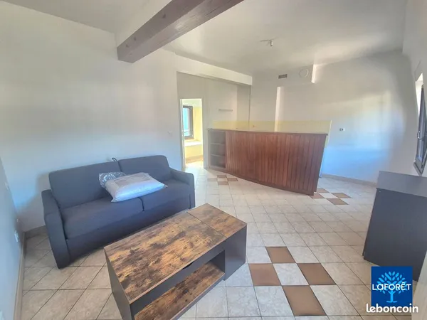Studio 1 pièce 20 m²