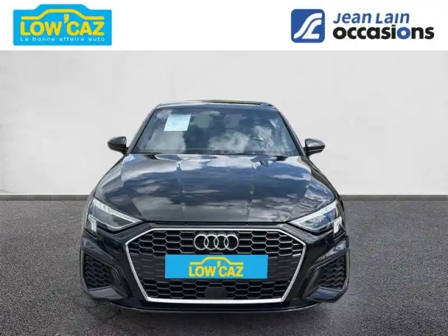 Audi A3 sportback 40 tfsie 204 s tronic 6 — photo 2