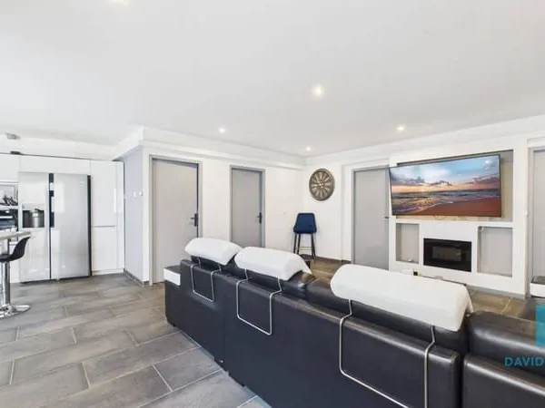Immeuble 246 m²