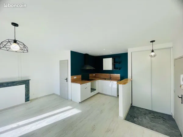 A louer appartement rénové de 57m2 centre ville