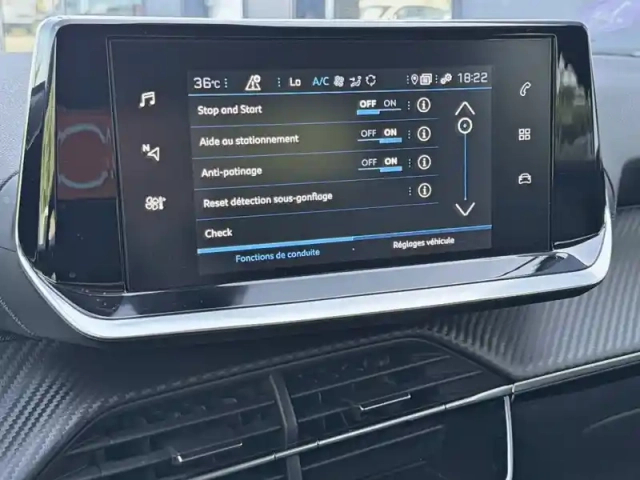 Peugeot 2008 puretech 130 s&amp;s eat8 — photo 20