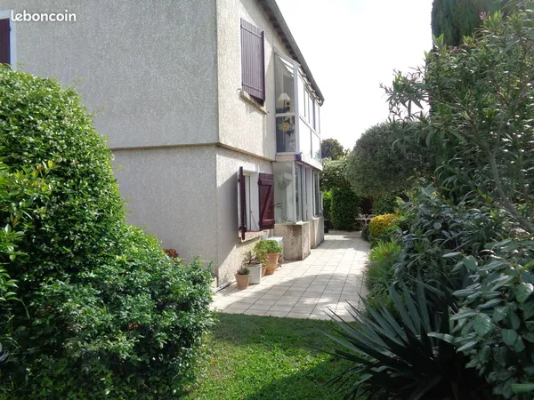 Villa 6 pièces 140 m²