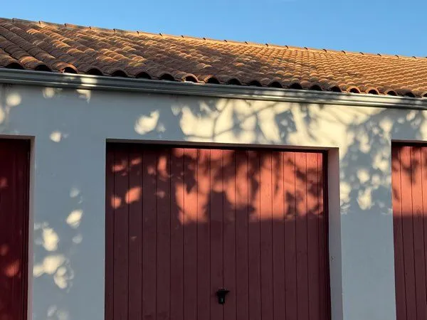 A vendre garage / box fermé centre angoulins
