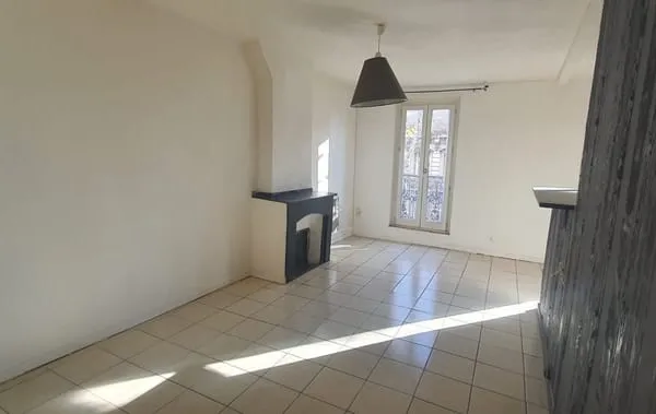 Appartement à rénover en plein coeur de Narbonne