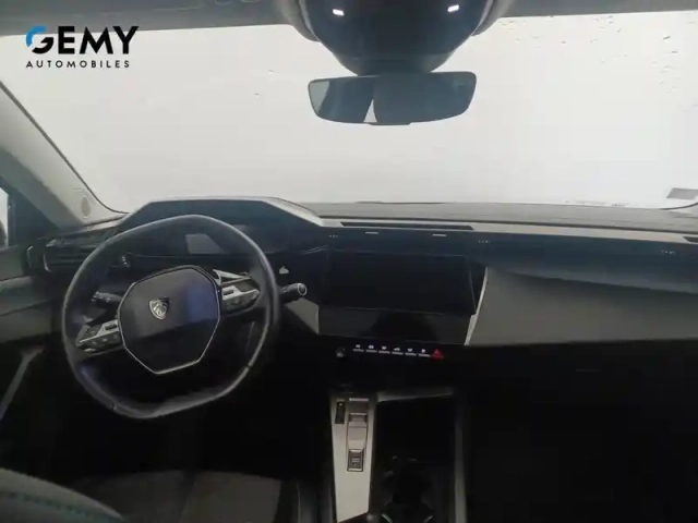 Peugeot 308 sw phev 180 e-eat8 — photo 8