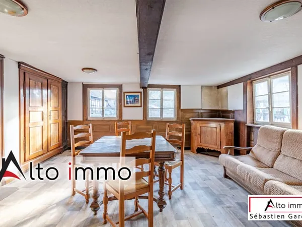 Maison alsacienne de 1771, 5 pièces, 2252 m2 constructibles