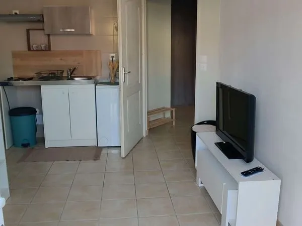 F2 meublé 40 m² - terrasse - Beaugency