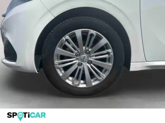 Peugeot 208 1.2 puretech 110ch allure s&amp;s 5p — photo 10