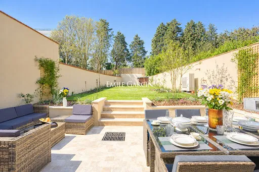 Maison 11 pièces 210 m²