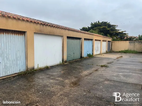 Parking/box 17 m² SAINT GILLES CROIX DE VIE