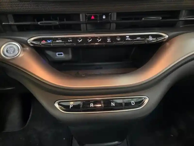 Fiat 500 e 118ch giorgio armani collectors edition my25 — photo 14