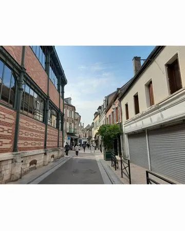 Vente 2 pièces plein centre-ville de Sens