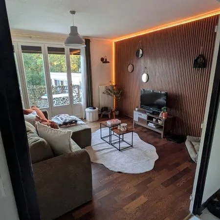 Loue bel appart Chantilly (bois St Denis)