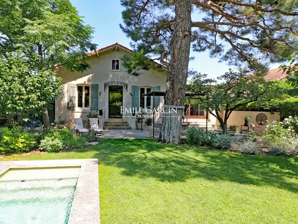A vendre - Maison de ville 1930 à pied du centre - Saint Rémy-de-Provence