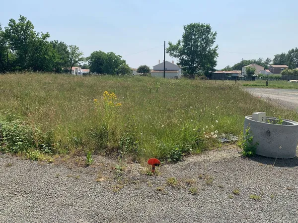 Terrain 224 m²