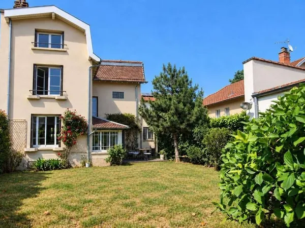 Maison 6 pièces 178 m²